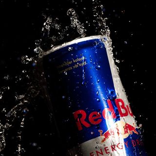 Red Bull (330 ml.)