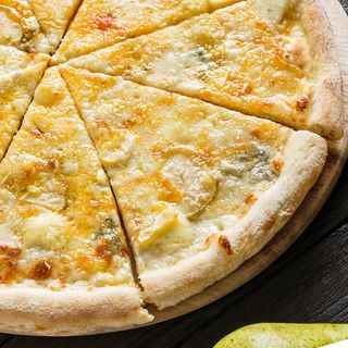 Pizza Cinque formaggi