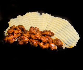 Пиле блек пепър с картофено пюре (350г)