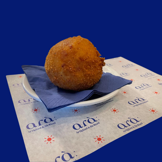 Arancino al prosciutto