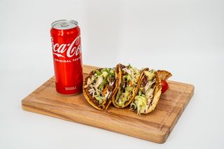 Pork tacos + Coca-Cola 330ml