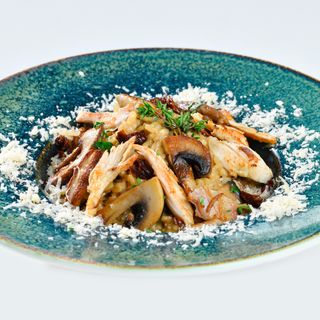 Ризото с пиле и горски гъбки-350гр