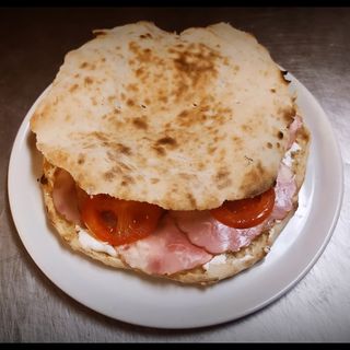 Sendvič sa suhim vratom