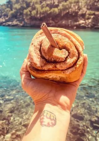 Roll De Canela 