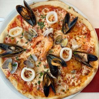 Pizza Frutta Di Mare
