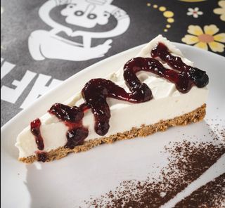 Cheesecake ai frutti di bosco artigianale