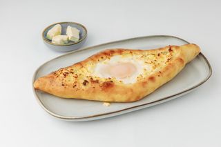 Хачапури по-аджарски