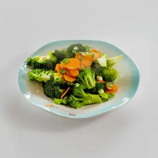 Brocoli cu usturoi