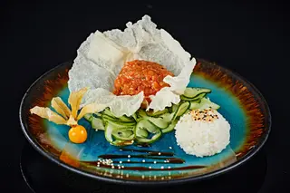 Salmon tatar		