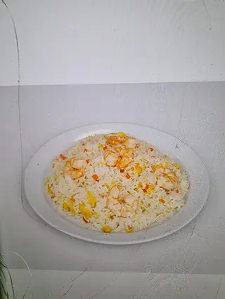 Arroz frito con gambas