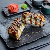 Տեմպուրա սենդվիչ սաղմոնով