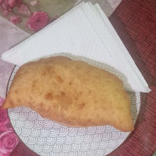 Panzerotto con mortadella fritto