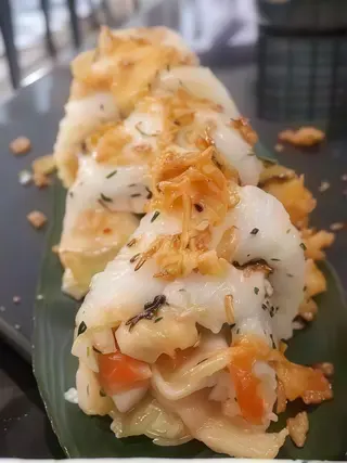 Uramaki De Cangrejo Y Aguacate (8 Uds.)