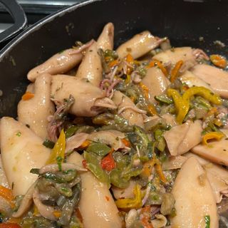 Calamarcets amb verdures i all i julivert