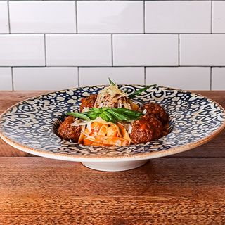 Tagliatelle Con Polpette