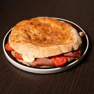 Schiacciata al crudo