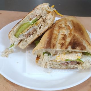 Bocadillo Especial Pechuga