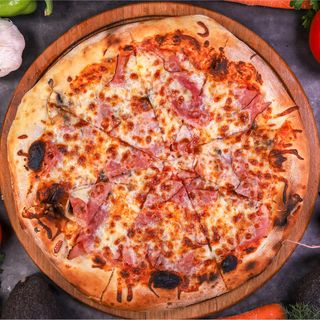 Пица Капричоза (550г)