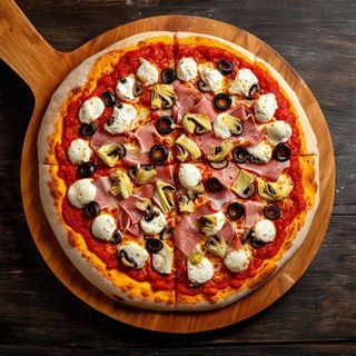 Capricciosa Pizza