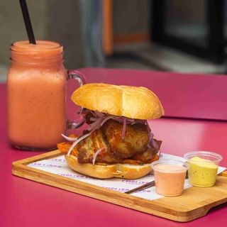 COMBO CHOLITO 1 - Sándwich + Jugo