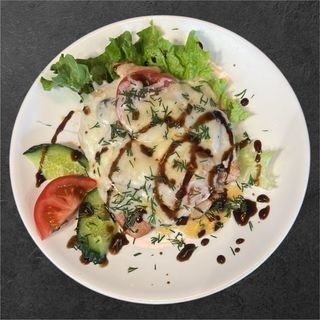 Куриный стейк с грибами