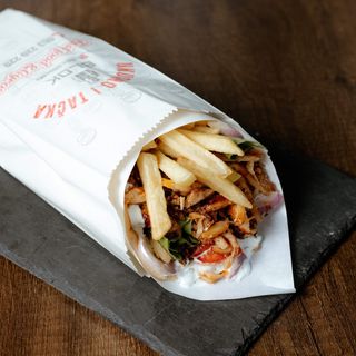 Izaberi sam Gyros + pomfrit + sok