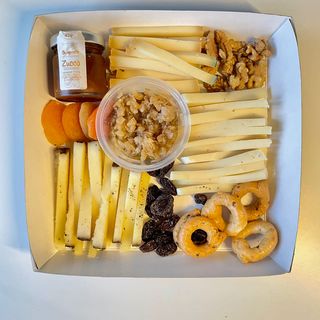 Pack 3 Quesos + Frutos Secos