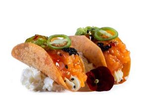 77 Tonno taco's - 2 pezzi