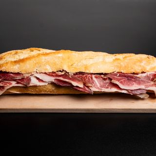 Bocadillo de jamón serrano