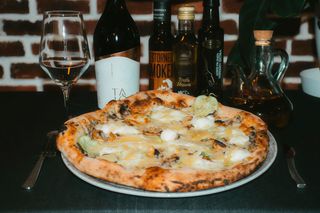 Pizza Blanca Tartufo (33 Cm.)