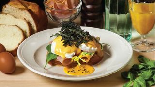 ბენედიქტი ლორით