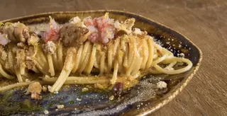 Spaghettone mazara, tarallo e limone