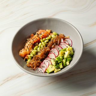 Nutribowl de quinoa y salmón