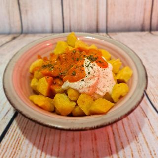 Patatas Bravas “La Granaína” (Ración)