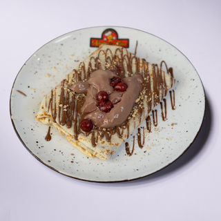 21. Višnja i orah palačinka