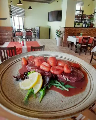 Ramsteak u crvenom vinu Malo Misto 0,250 kg