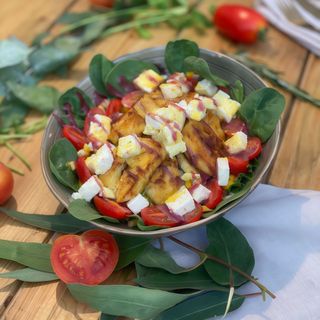 Ensalada de Pollo y Queso feta