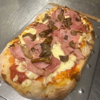 Prosciutto e funghi