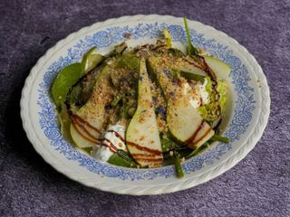 Салатна груша з блакитним сиром (NEW)