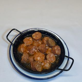 Chorizo a la sidra