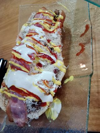 Pepito de carne pollo y lagarto de cerdo 