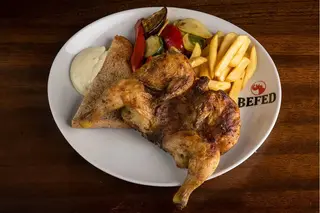 Galletto Befed - intero con patate e verdure