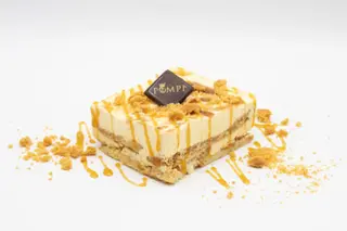 Mono tiramisù caramello e biscotto salato