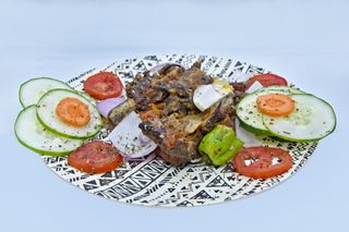 Viande De Mouton Braisé Attiéké