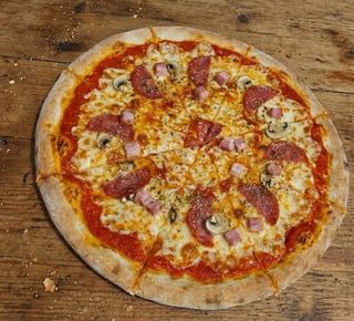 Pizza Milano