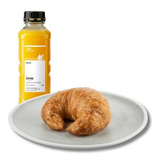 Medialuna + Zumo de naranja