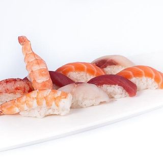 box 9 nigiri misto 16pz