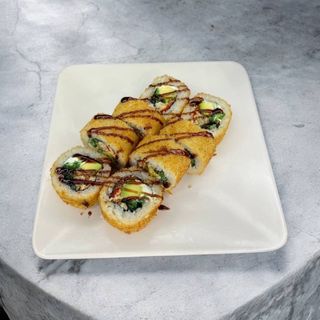 Жаренный ролл с угрем