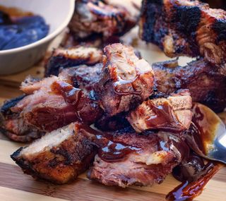 Media tira de costilla de cerdo