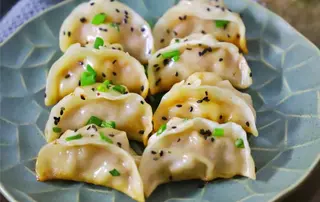 Gyozas de cerdo y col 6uds 猪肉白菜饺子6个